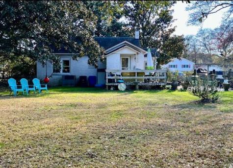 1150 Pleasant Pines Street Mount Pleasant SC 29464
