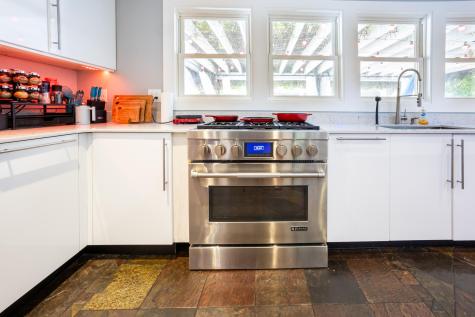 43 N Enston Avenue Charleston SC 29403
