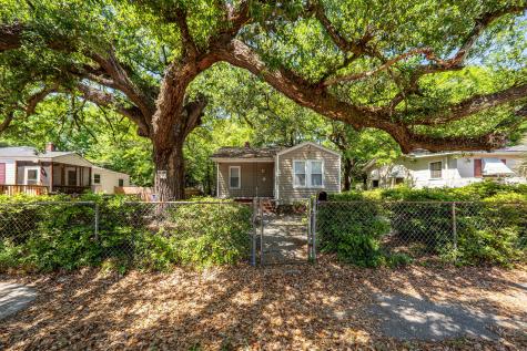 2620 Woodlawn Avenue North Charleston SC 29405
