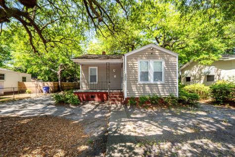 2620 Woodlawn Avenue North Charleston SC 29405