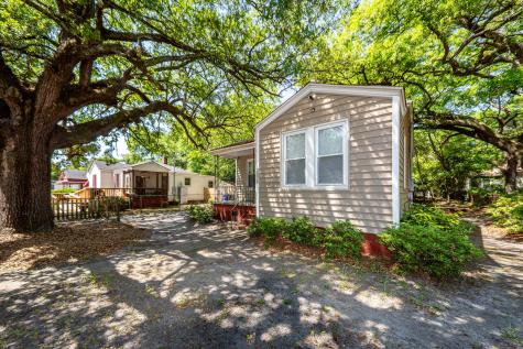 2620 Woodlawn Avenue North Charleston SC 29405