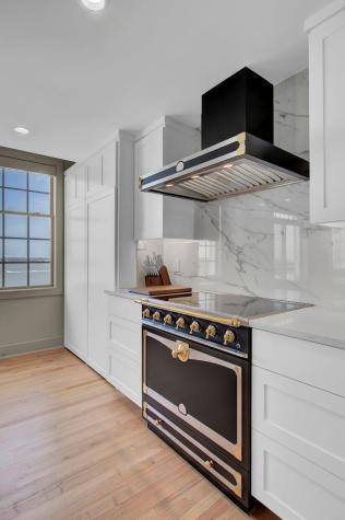1 King Street Charleston SC 29401
