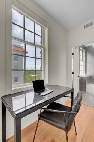1 King Street Charleston SC 29401
