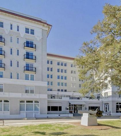 1 King Street Charleston SC 29401