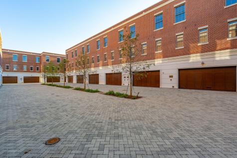 1 Barre Street Charleston SC 29401