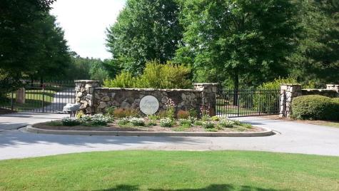 846/845 Eagles Harbor Drive Hodges SC 29653