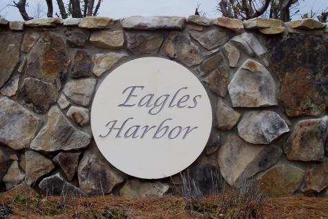 846/845 Eagles Harbor Drive Hodges SC 29653