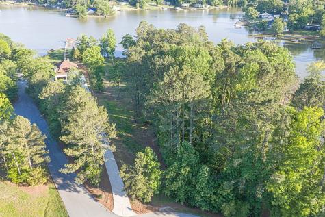 112 Long Point Road Hodges SC 29653