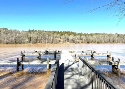 519 Terrapin Pointe Road Hodges SC 29653
