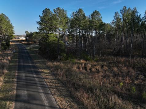01 Seneca St Extension Calhoun Falls SC 29628