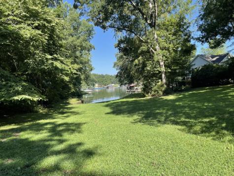 409 Ridgewood Drive Waterloo SC 27384