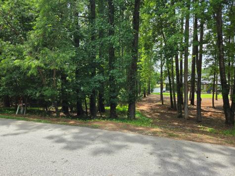 110 Long Point Hodges SC 29653