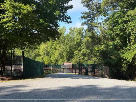 407 Eagles Harbor Drive Hodges SC 29653