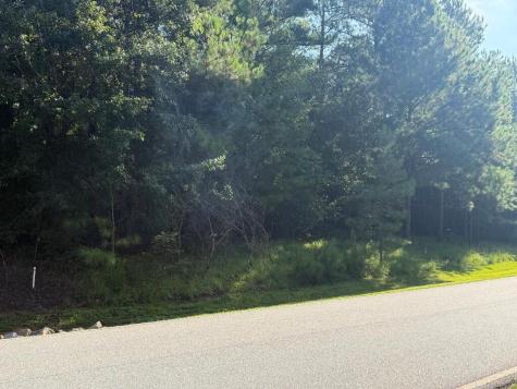 407 Eagles Harbor Drive Hodges SC 29653