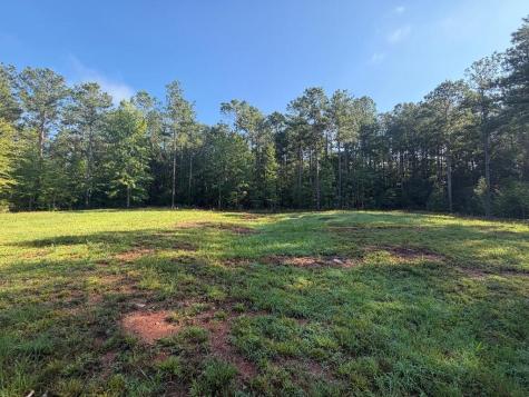 407 Eagles Harbor Drive Hodges SC 29653
