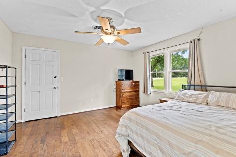 3258 Highway 72 W Clinton SC 29325