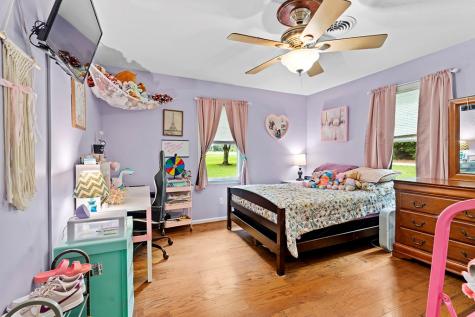 3258 Highway 72 W Clinton SC 29325