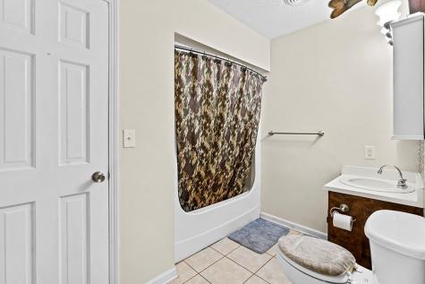 3258 Highway 72 W Clinton SC 29325