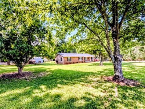 3258 Highway 72 W Clinton SC 29325