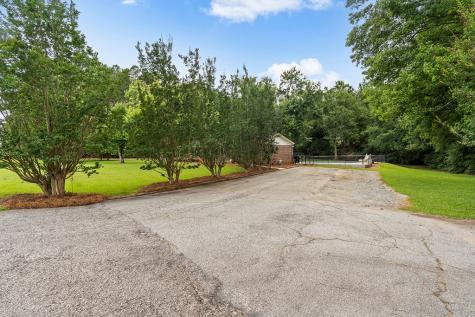 3258 Highway 72 W Clinton SC 29325