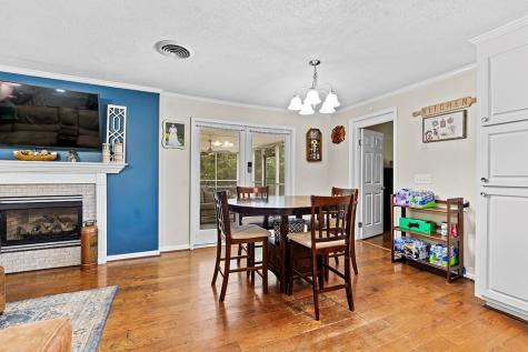 3258 Highway 72 W Clinton SC 29325
