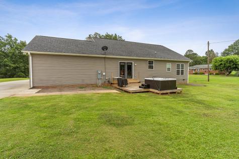 112 Dogwood Road Ninety Six SC 29666