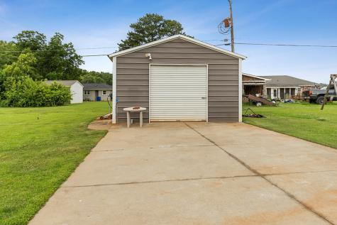 112 Dogwood Road Ninety Six SC 29666
