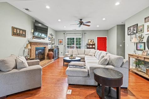 112 Dogwood Road Ninety Six SC 29666