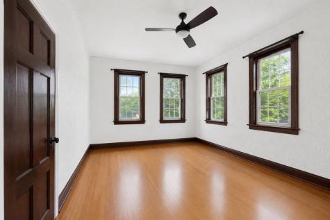 511 E Cambridge Avenue Greenwood SC 29646