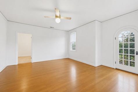 511 E Cambridge Avenue Greenwood SC 29646