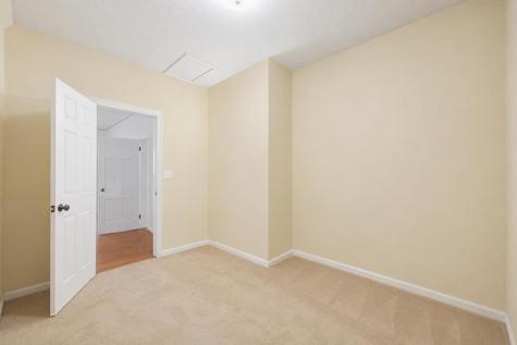 511 E Cambridge Avenue Greenwood SC 29646