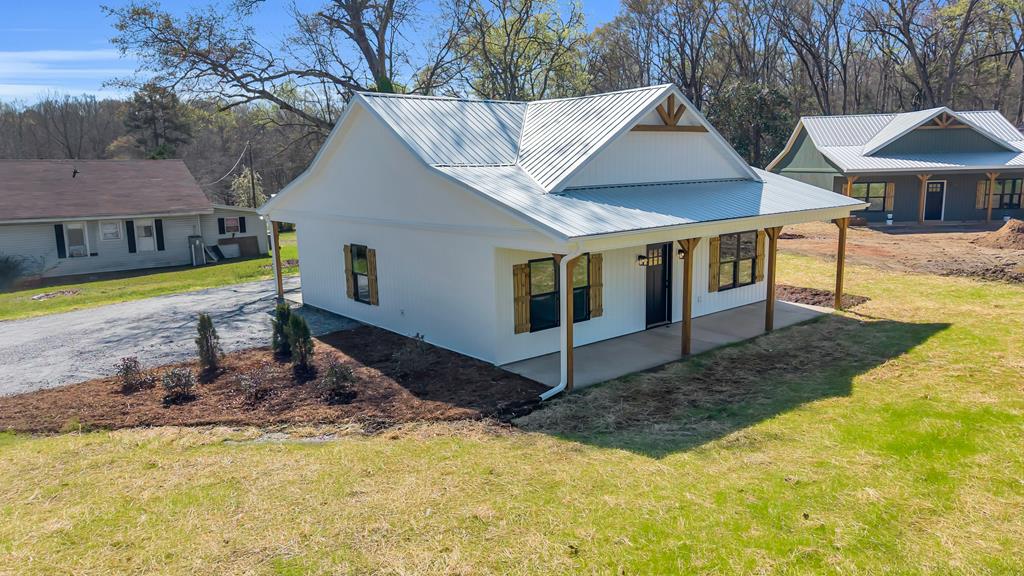 803 Brooks Street Abbeville SC 29620