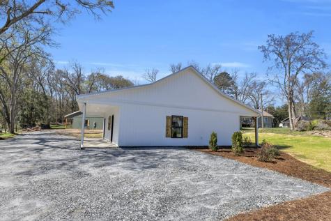 803 Brooks Street Abbeville SC 29620