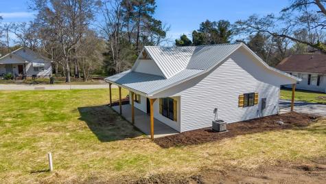 803 Brooks Street Abbeville SC 29620