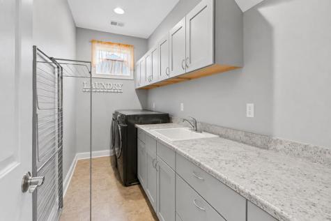 169 Point Arrowhead Circle Cross Hill SC 29332