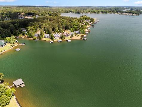 169 Point Arrowhead Circle Cross Hill SC 29332