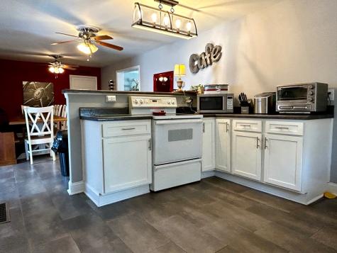 1109 Calhoun Rd E Greenwood SC 29649