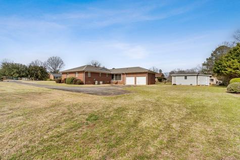 3 Roxanna Drive Ninety Six SC 29666