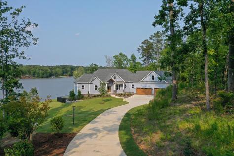 990 Eagles Harbor Drive Hodges SC 29653
