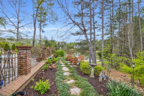 117 Friendfield Lane Greenwood SC 29649