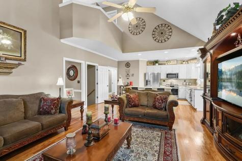 114 Creekside Court Greenwood SC 29649