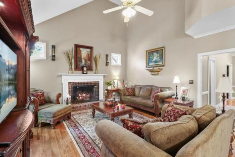 114 Creekside Court Greenwood SC 29649