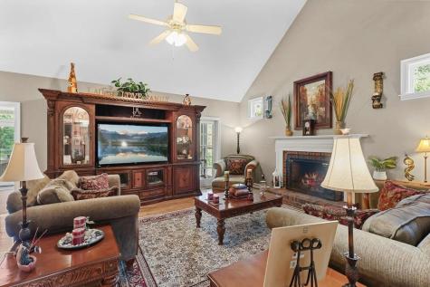 114 Creekside Court Greenwood SC 29649
