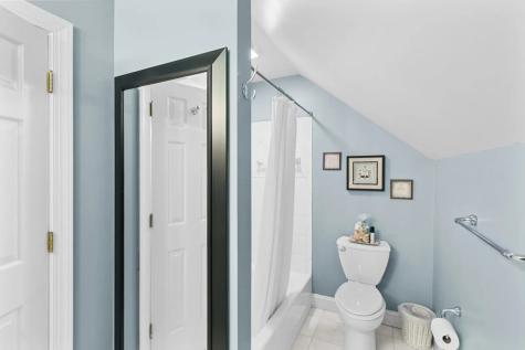 114 Creekside Court Greenwood SC 29649