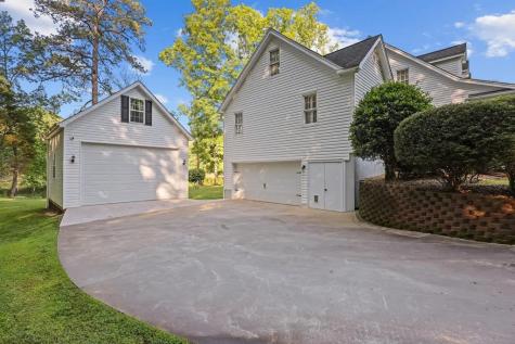 114 Creekside Court Greenwood SC 29649