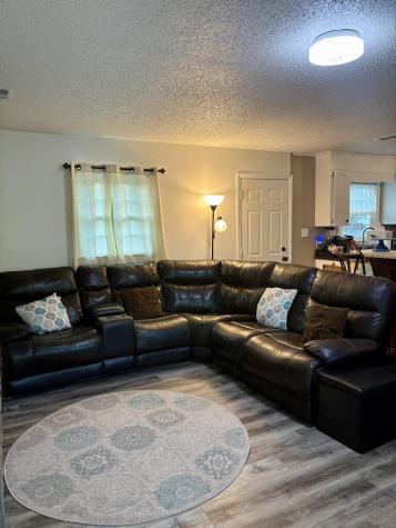 2217 Old Laurens Road Greenwood SC 29649