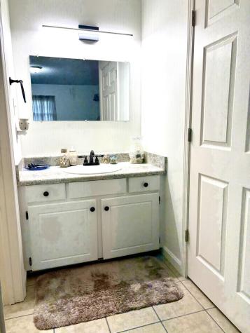 2217 Old Laurens Road Greenwood SC 29649