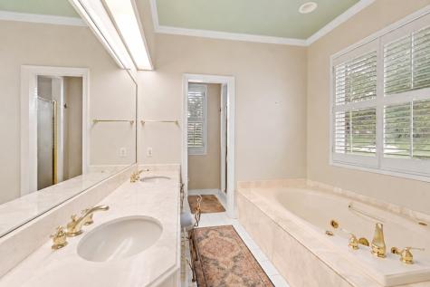 108 Luton Place S Greenwood SC 29649
