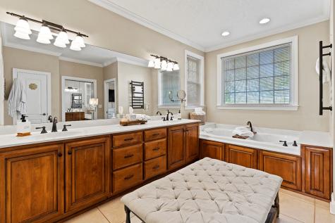 425 Terrapin Pointe Road Hodges SC 29653