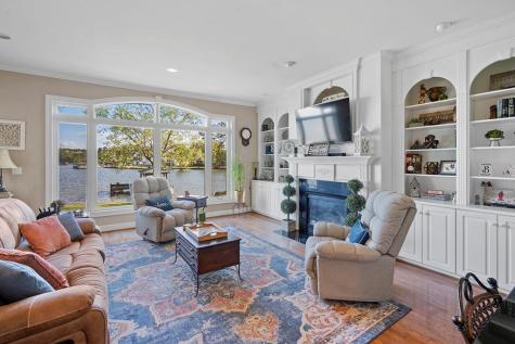 228 Compass Point Ninety Six SC 29666
